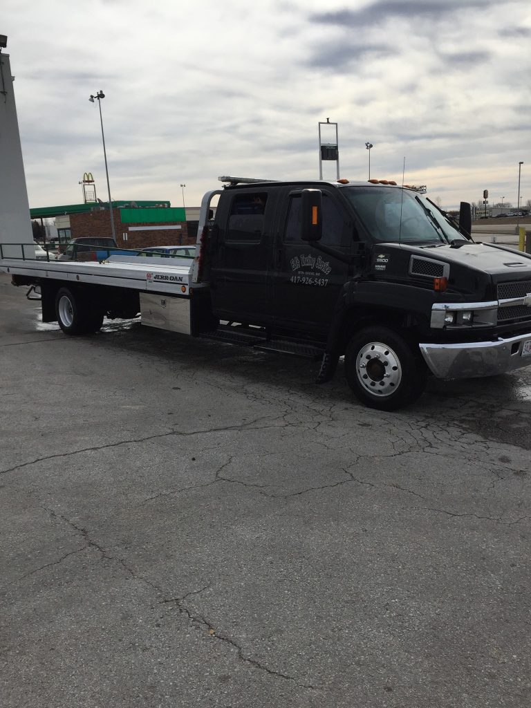 86715423 1053847334973111 6396775633254350848 o 1 768x1024