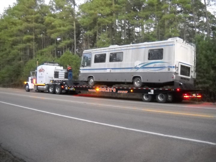 insleys towing and recovery pine bluff 2 1