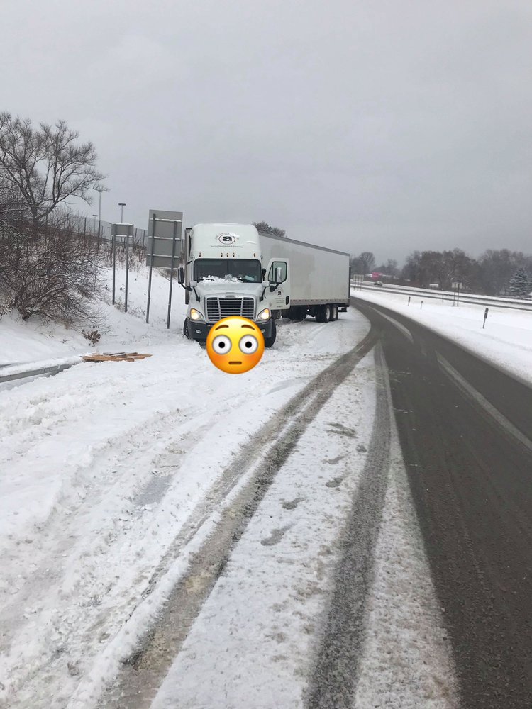 b and w towing painted post 3 1