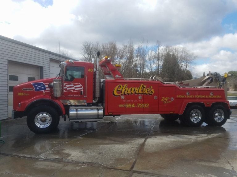 charlies towing newfield 768x576